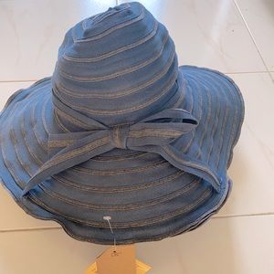 NWT D&Y Hat